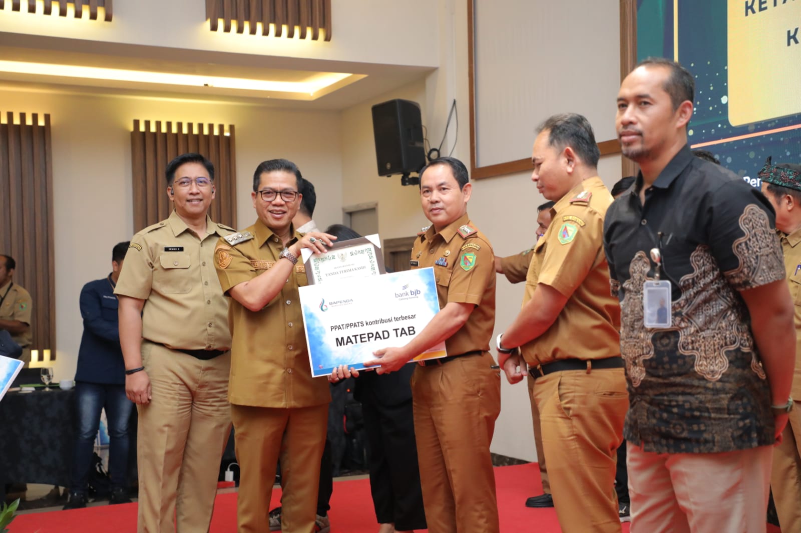 Realisasi PAD Capai Rp1,8 Triliun, Bupati Bandung Apresiasi Wajib Pajak